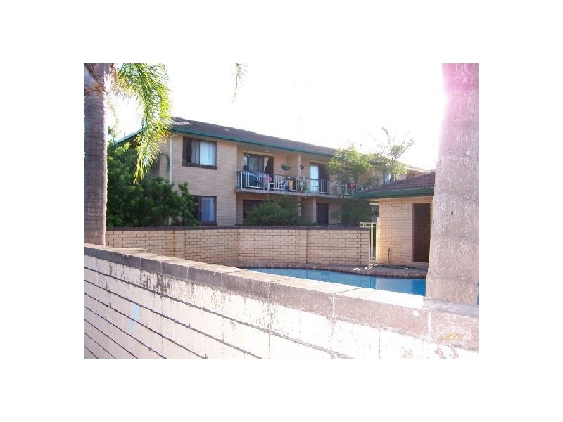 11 Duet Drive, Mermaid Waters QLD 4218