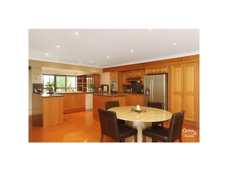 30 Bight Court, Mermaid Waters QLD 4218