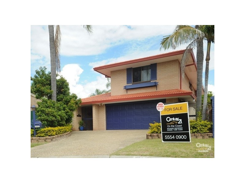 30 Bight Court, Mermaid Waters QLD 4218