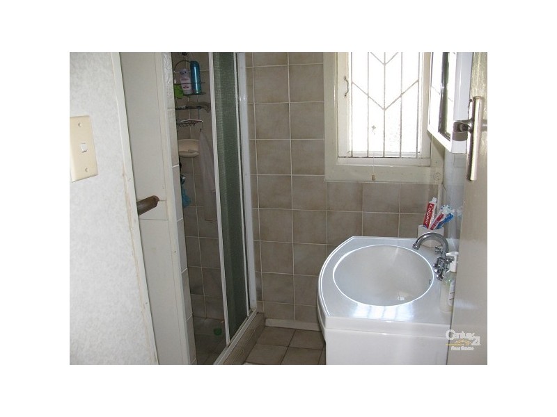 84 Sunshine Parade, Miami QLD 4220