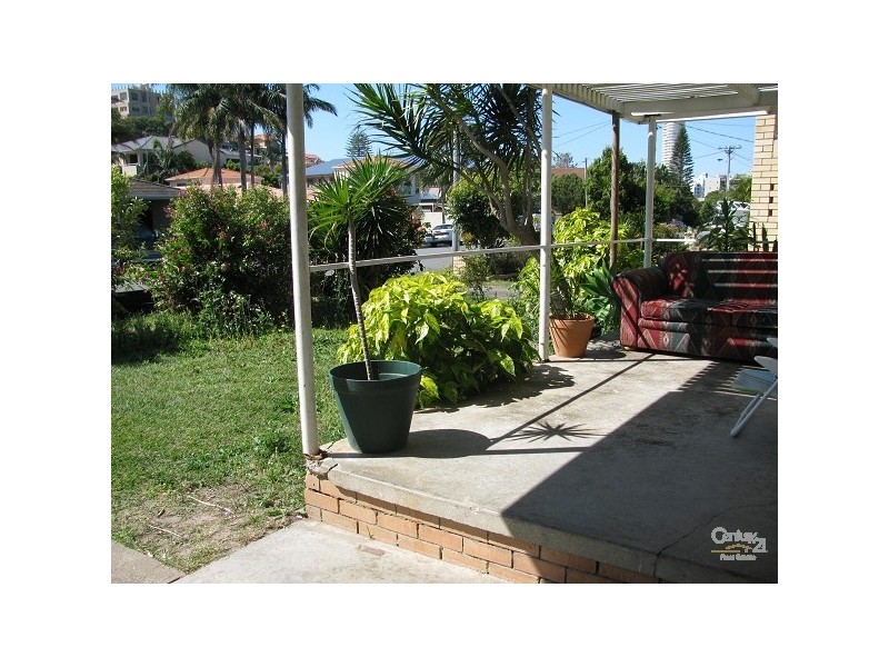 84 Sunshine Parade, Miami QLD 4220