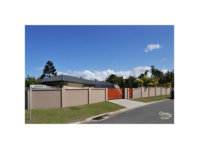10 Southerly Street, Mermaid Waters QLD 4218