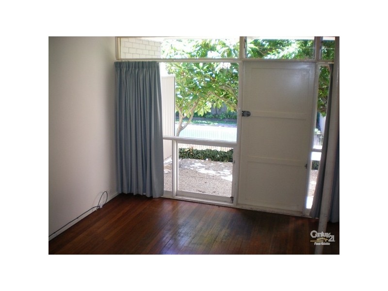 8/2309 Gold Coast Highway, Mermaid Beach QLD 4218
