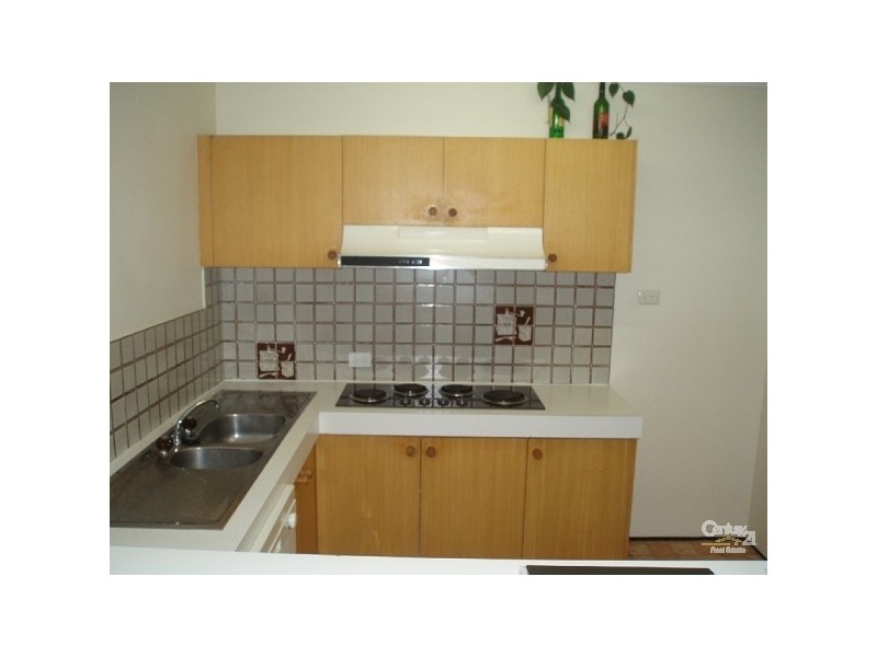 13/24 Second Avenue, Broadbeach QLD 4218