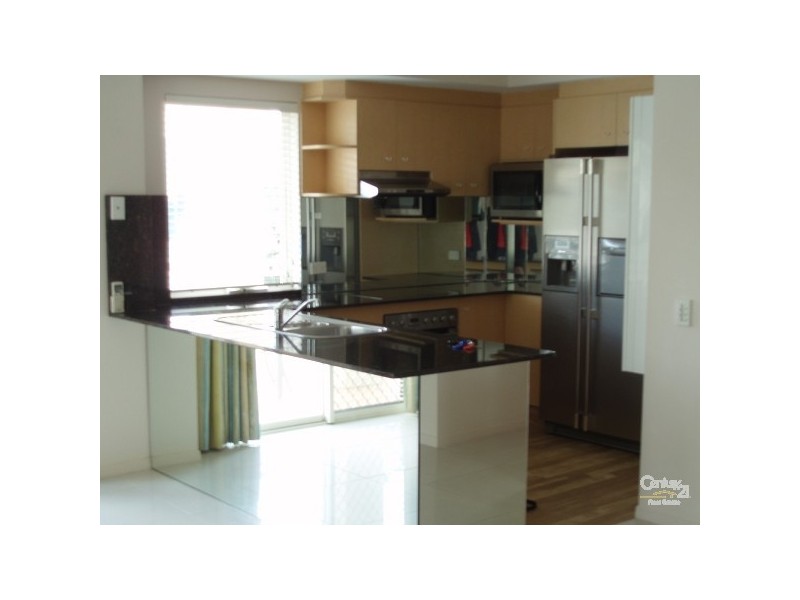 1/12 Redondo Avenue, Miami QLD 4220