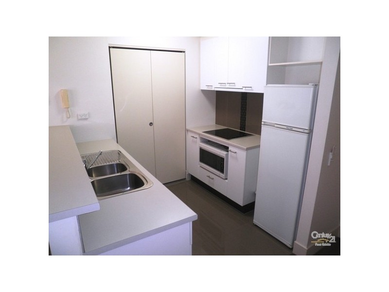 30 Surf Parade NEPTUNE RESORT, Broadbeach QLD 4218