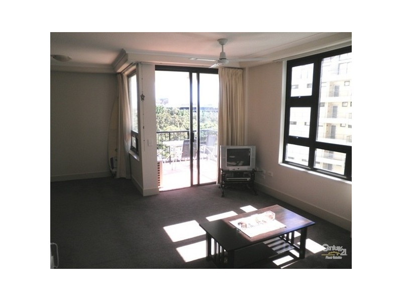 30 Surf Parade NEPTUNE RESORT, Broadbeach QLD 4218