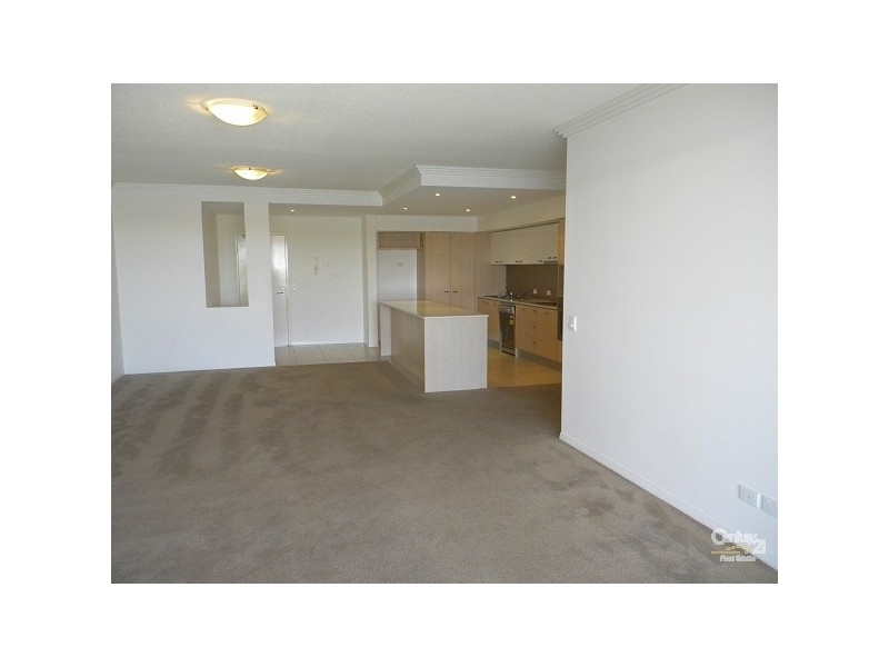 17/255 Varsity Parade THE CAPE, Varsity Lakes QLD 4227