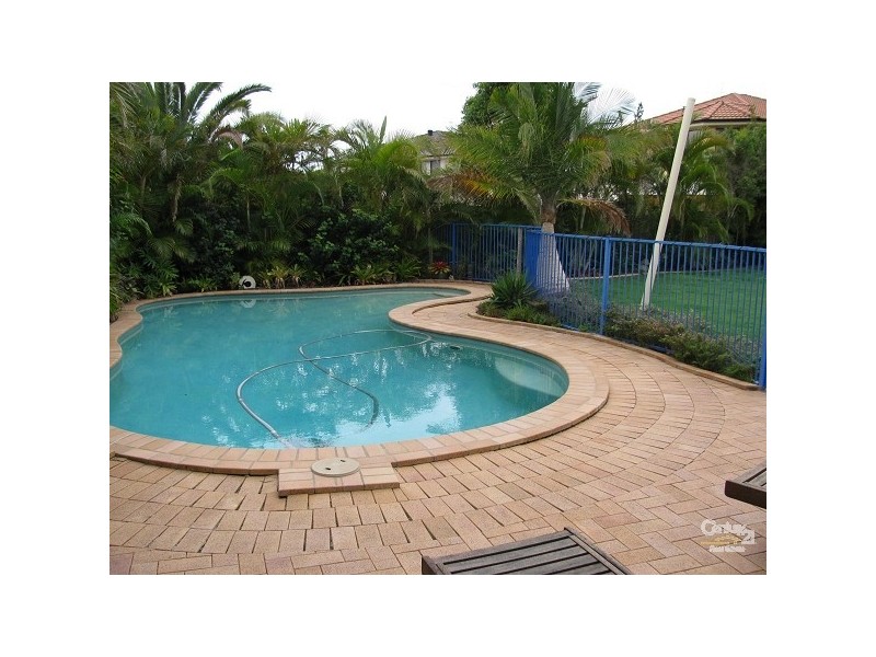 93 Dunlin Drive, Burleigh Waters QLD 4220