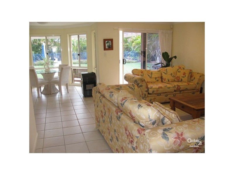 93 Dunlin Drive, Burleigh Waters QLD 4220