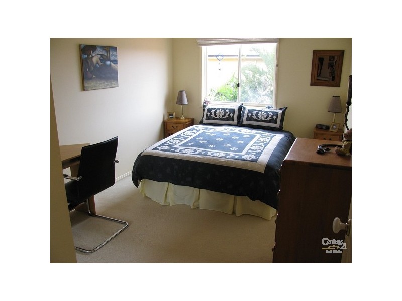 93 Dunlin Drive, Burleigh Waters QLD 4220