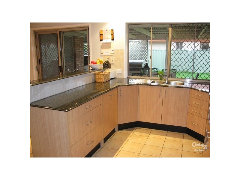 14 Yowani Street, Robina QLD 4226