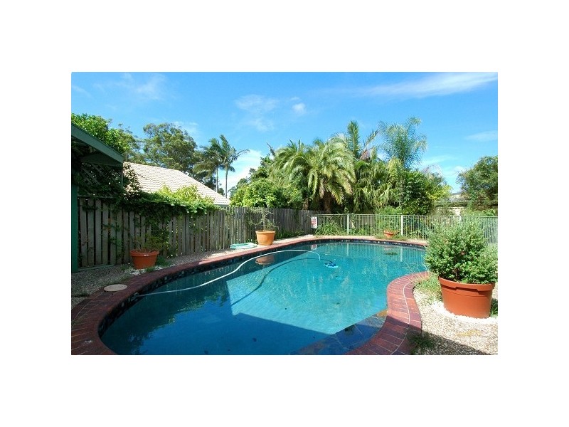 12 Tennyson Place, Robina QLD 4226