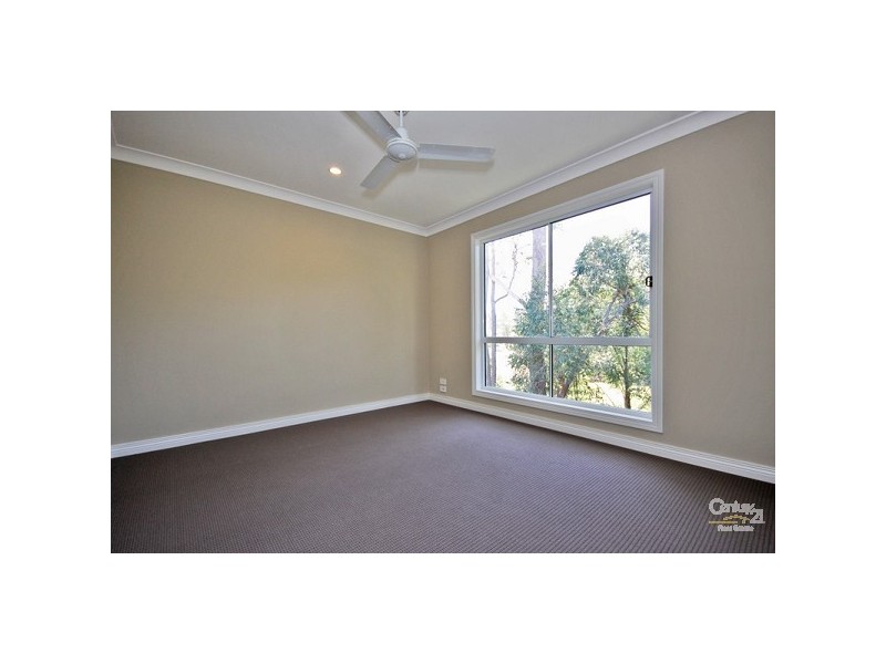 4/11 Andromeda Parade, Robina QLD 4226