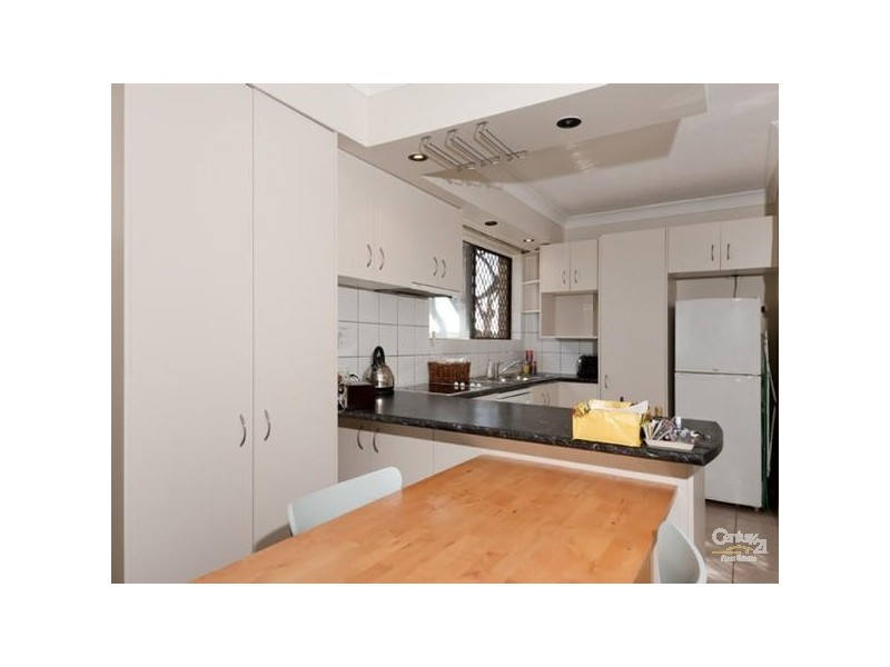 1/9 Jodie Court, Mermaid Waters QLD 4218