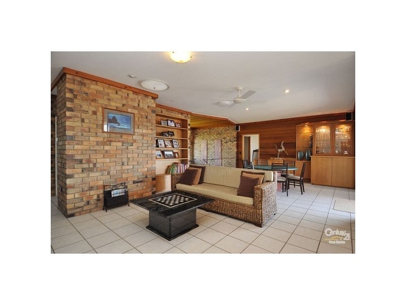 20 Cadence Avenue, Mermaid Waters QLD 4218