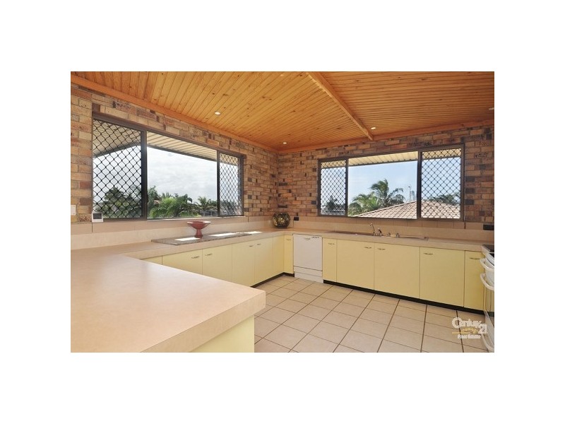 20 Cadence Avenue, Mermaid Waters QLD 4218