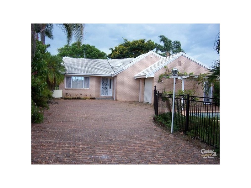 14 Cabana Boulevard, Benowa QLD 4217