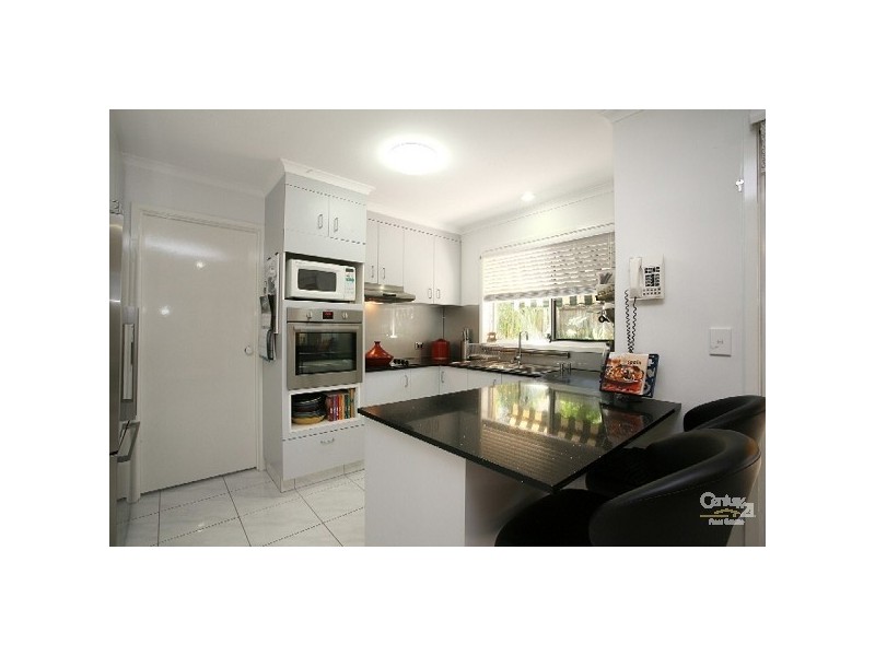 1/15 Stewart Parade, Ashmore QLD 4214