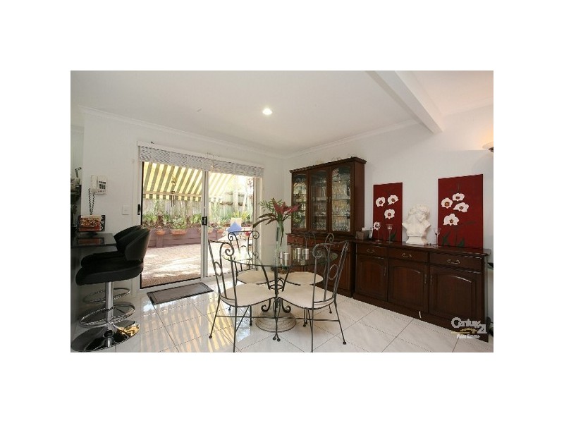 1/15 Stewart Parade, Ashmore QLD 4214