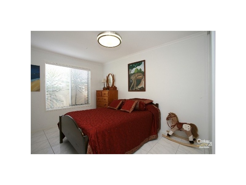 1/15 Stewart Parade, Ashmore QLD 4214