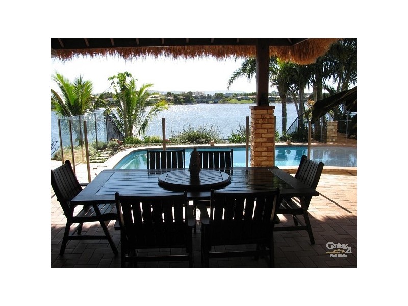 62 Dipper Drive, Burleigh Waters QLD 4220