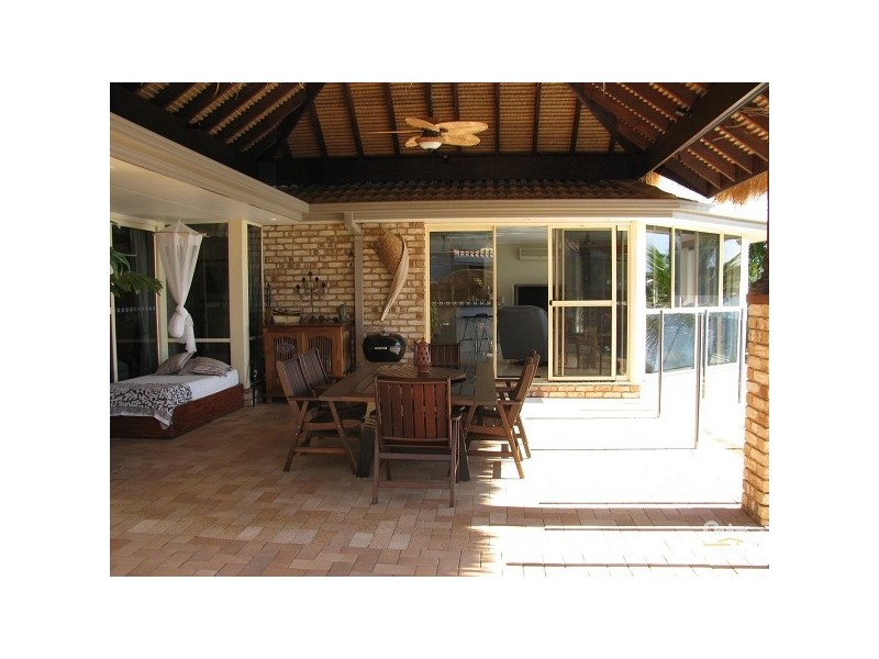 62 Dipper Drive, Burleigh Waters QLD 4220