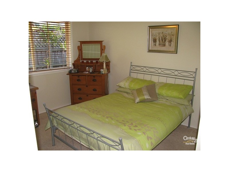 62 Dipper Drive, Burleigh Waters QLD 4220