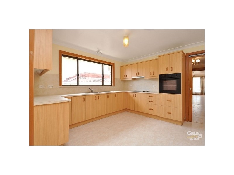 26 Tullamarine Drive, Robina QLD 4226