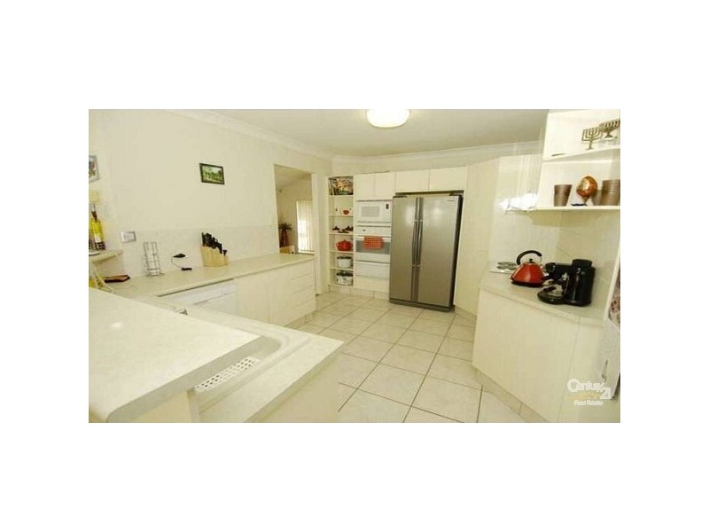 5 Clear River Bvd, Ashmore QLD 4214