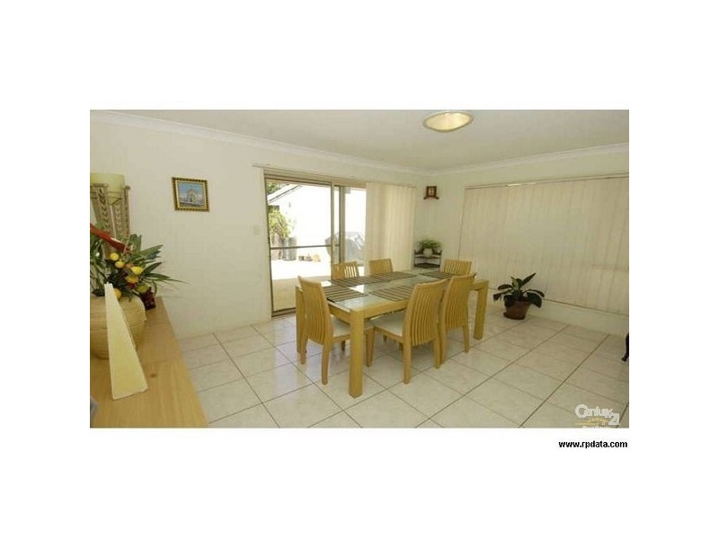 5 Clear River Bvd, Ashmore QLD 4214