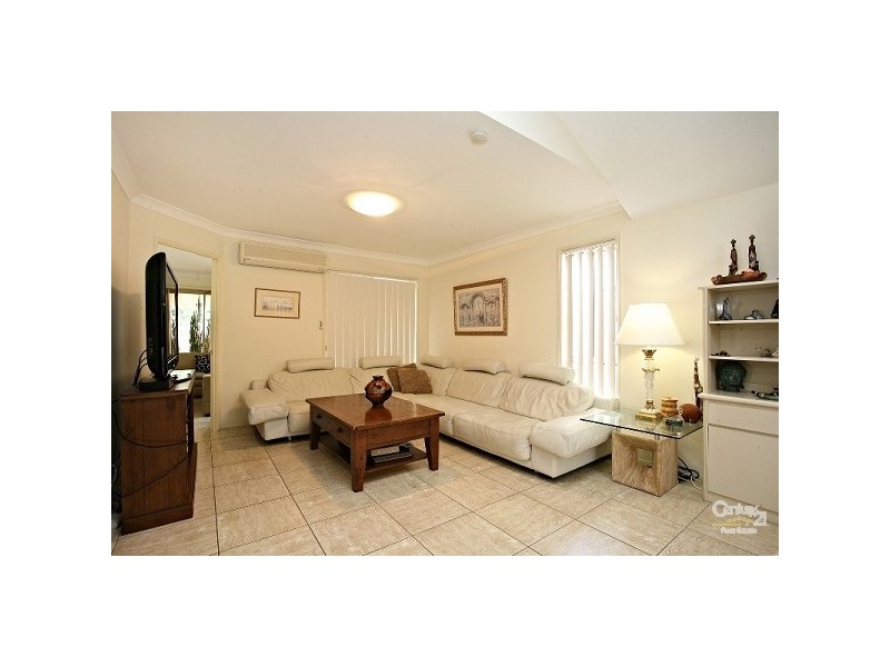 5 Clear River Bvd, Ashmore QLD 4214
