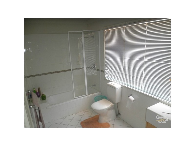 32 Prospect Court, Robina QLD 4226