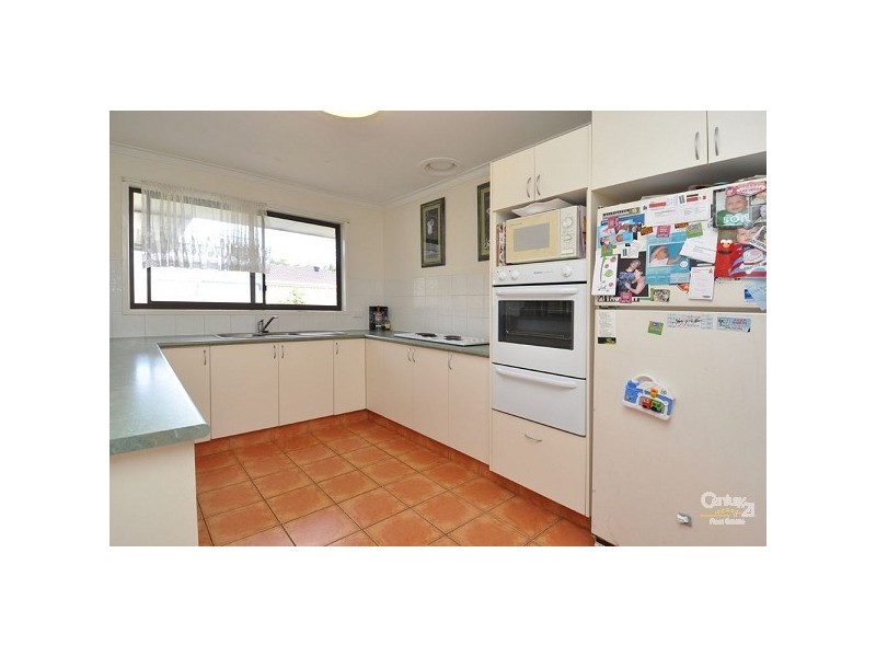 57 Oceanic Drive, Mermaid Waters QLD 4218