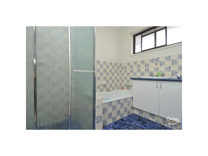 57 Oceanic Drive, Mermaid Waters QLD 4218