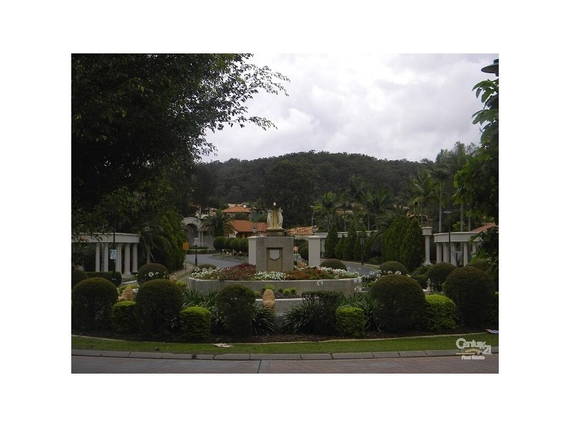 20 Lancashire Drive, Mudgeeraba QLD 4213