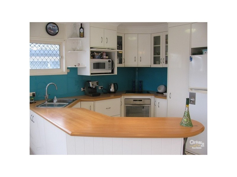 148 Nobby Parade, Miami QLD 4220