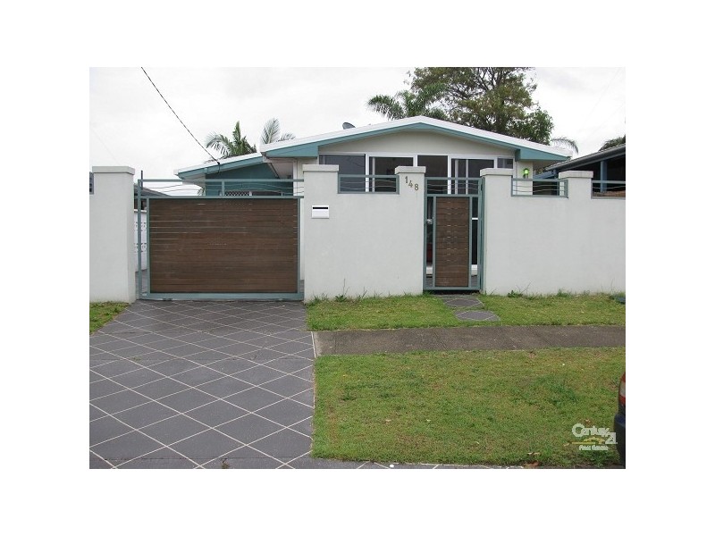 148 Nobby Parade, Miami QLD 4220