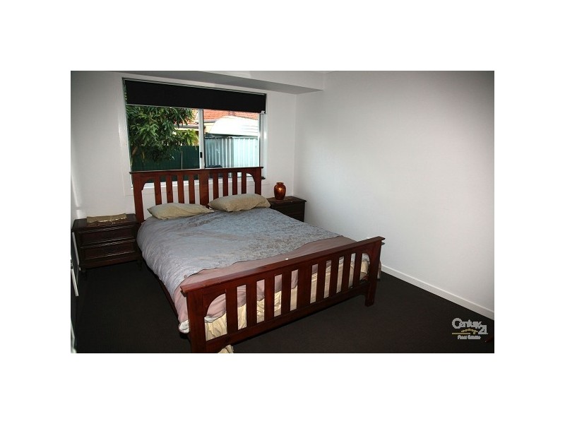 3 Silvabank Drive, Varsity Lakes QLD 4227