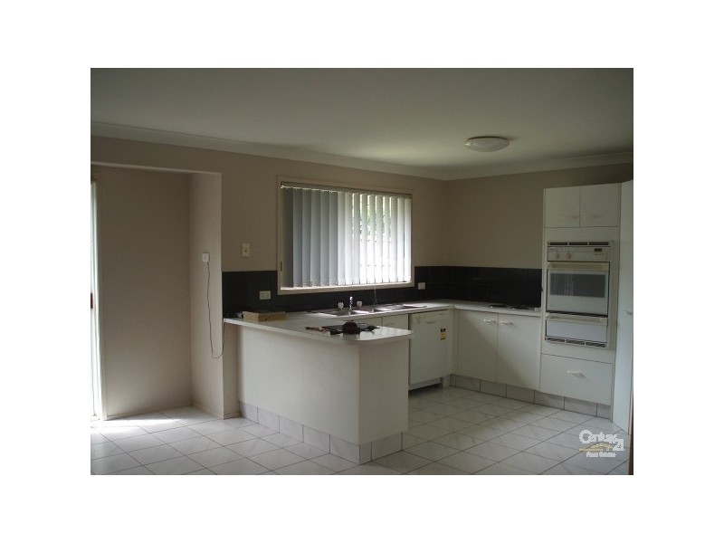 97 Chisholm Road, Carrara QLD 4211