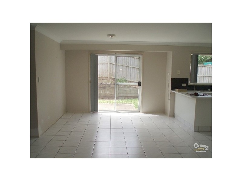 97 Chisholm Road, Carrara QLD 4211