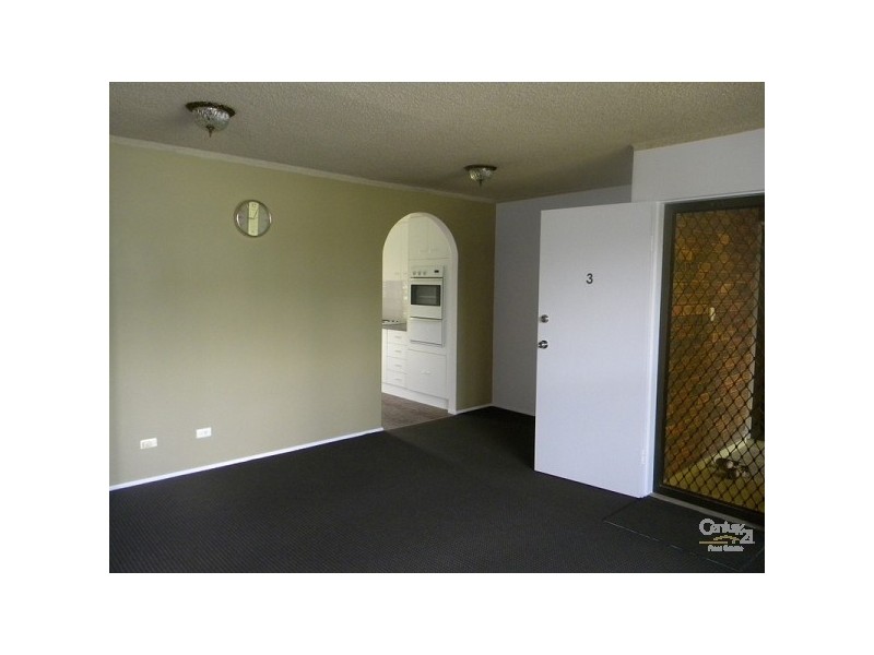 3/35 Second Avenue, Broadbeach QLD 4218