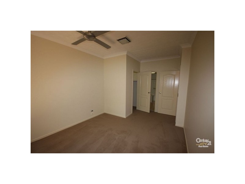 119/85 Palm Meadows Drive, Carrara QLD 4211