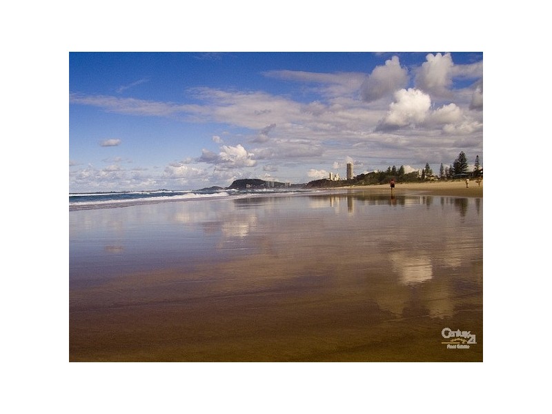 59 Sunshine Parade, Miami QLD 4220