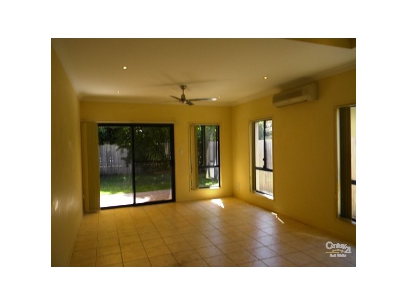 59 Sunshine Parade, Miami QLD 4220