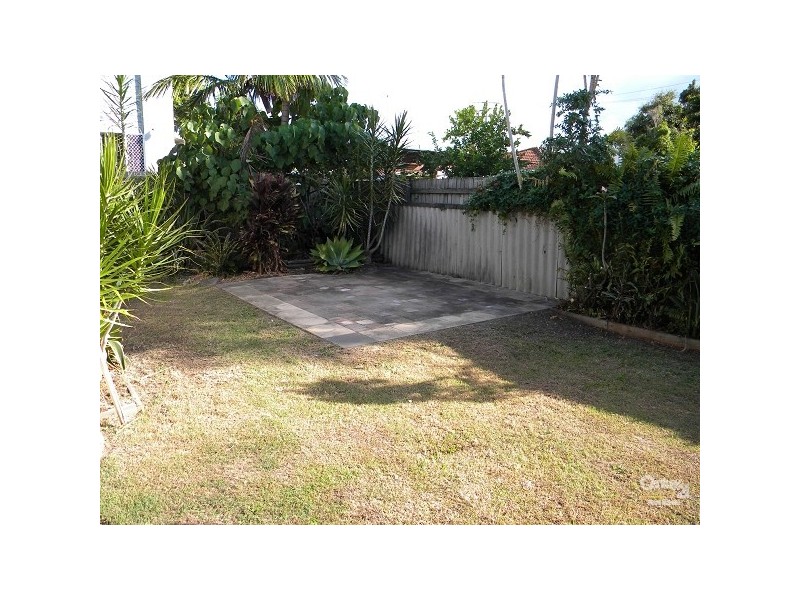 2-30 Nundah Avenue, Miami QLD 4220