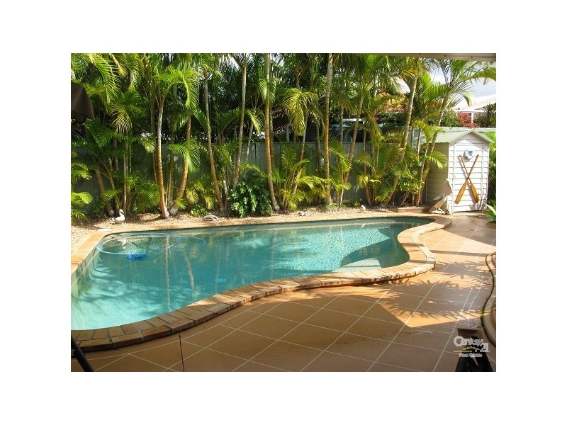 34 Islander Court, Burleigh Waters QLD 4220