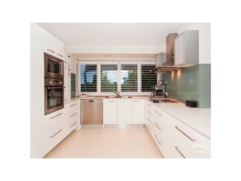 16 Sawgrass Place, Robina QLD 4226