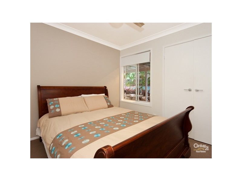 16 Sawgrass Place, Robina QLD 4226