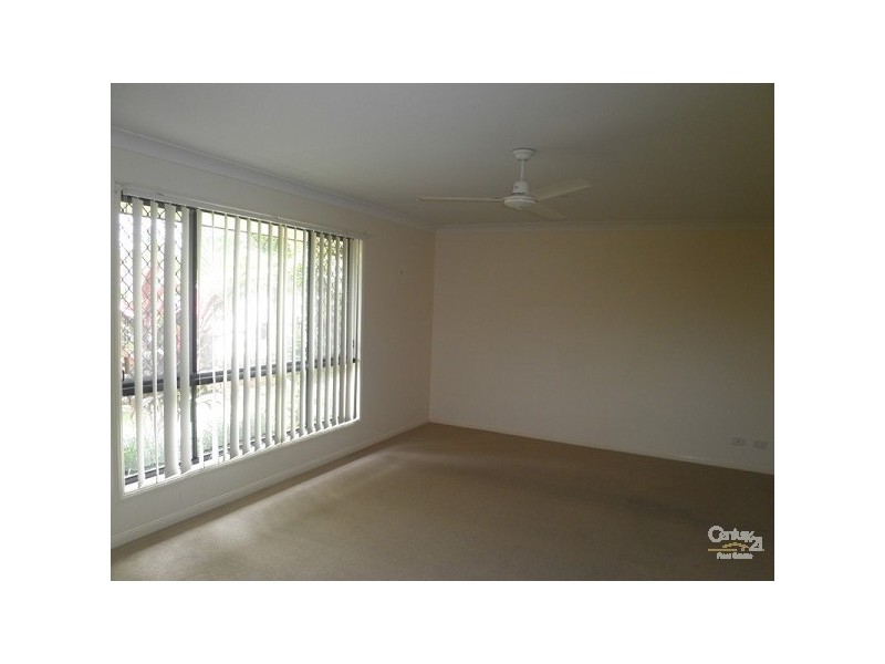 53 Merrilaine Crescent, Merrimac QLD 4226